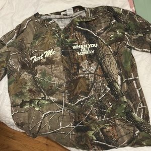 ONE OF A KIND GHOSTED GSRMENT CAMO VINTAGE TEE